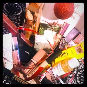 Makeup Holiday Gift Set